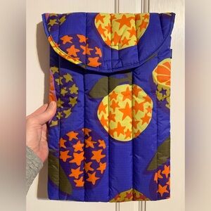 Baggu puffy laptop sleeve 16” grapefruit collage print